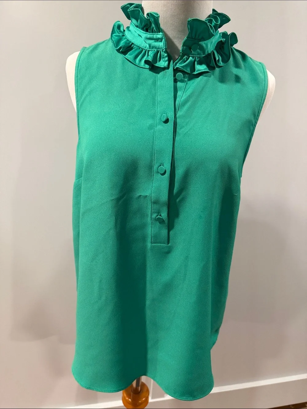 J crew Ruffled Collar Sleeveless Camisole in green